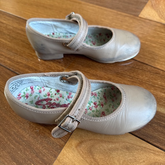 Capezio Tap shoes girl size 11.5 - Picture 5 of 5